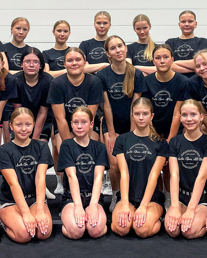 ACA Ice Angels, cheerleading